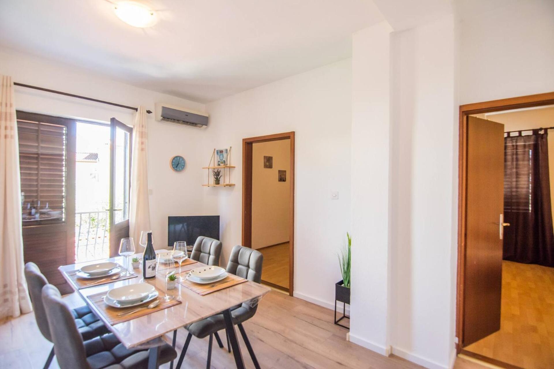 Apartments Kreso Biograd Na Moru Exterior photo