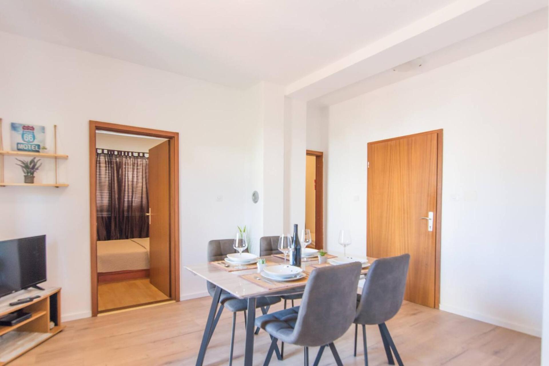 Apartments Kreso Biograd Na Moru Exterior photo